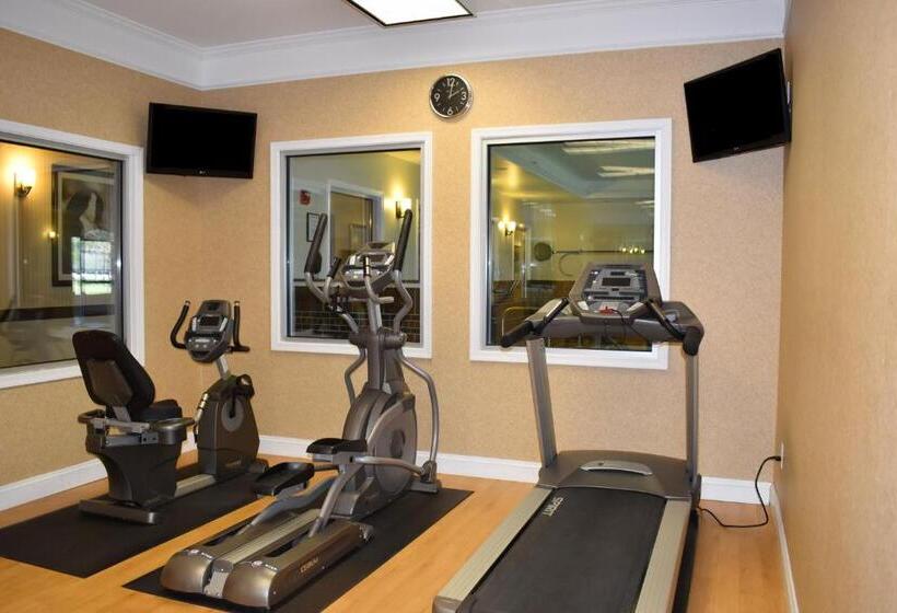 ホテル Best Western Plus Easton Inn & Suites