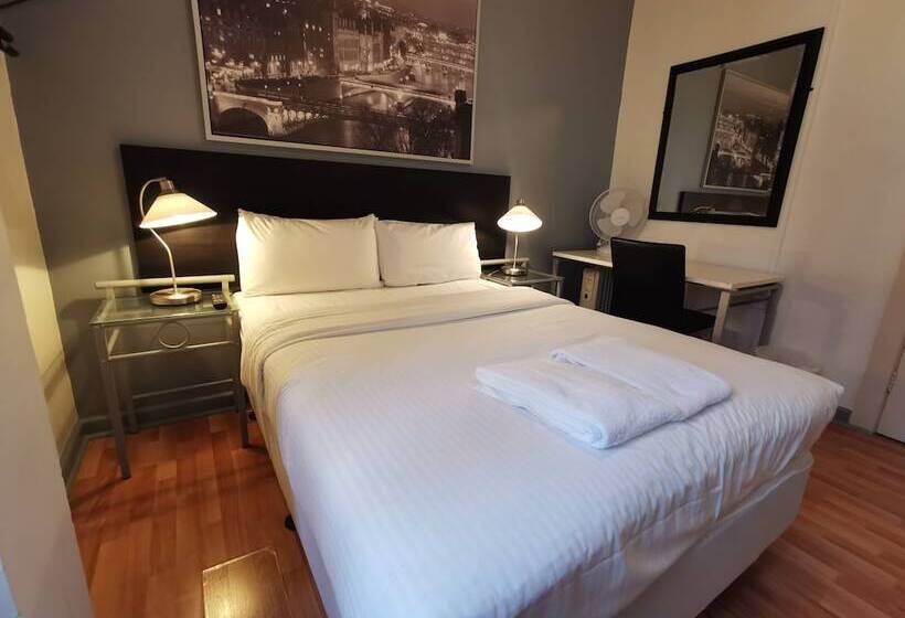 בית מלון כפרי City Centre Budget