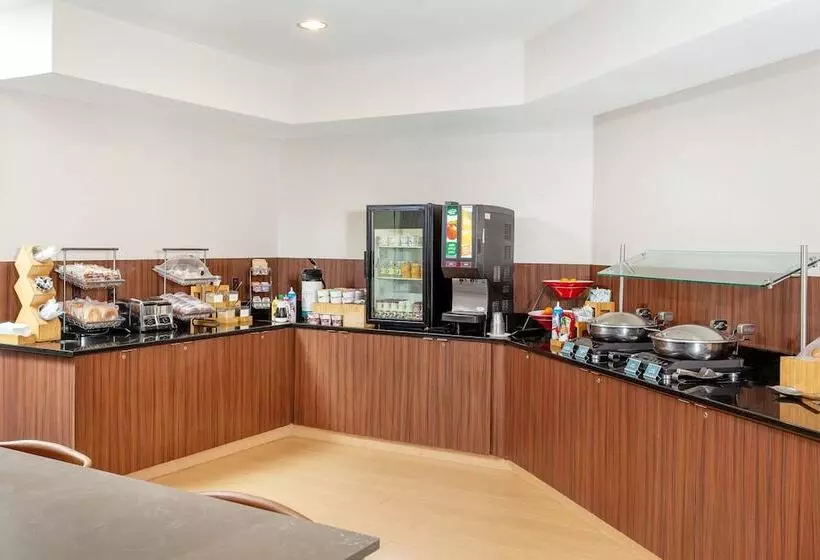 ホテル Fairfield Inn By Marriott North Little Rock