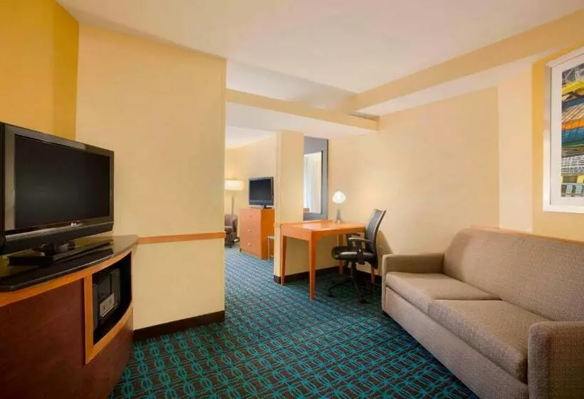 هتل Fairfield Inn & Suites Columbia Northeast