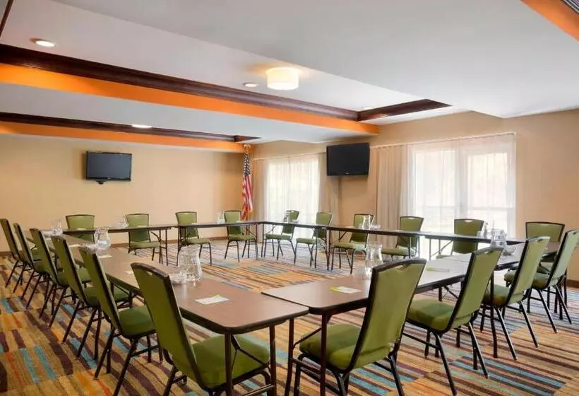 هتل Fairfield Inn & Suites Columbia Northeast