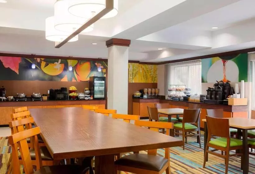 هتل Fairfield Inn & Suites Columbia Northeast