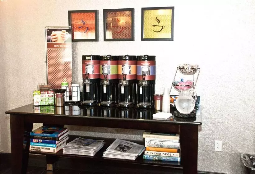 ホテル Hampton Inn Maumelle Ar