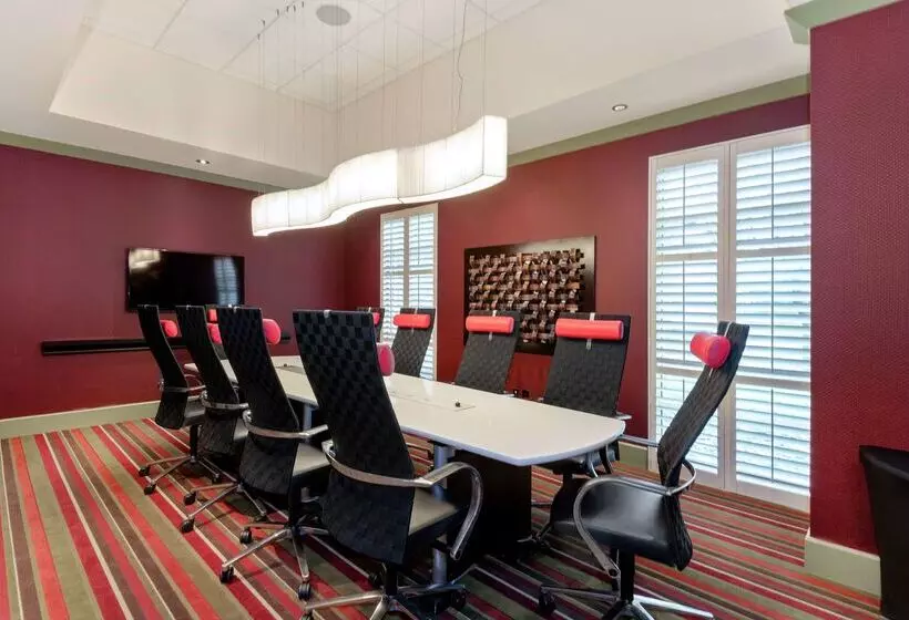 ホテル Hampton Inn & Suites Raleigh/crabtree Valley