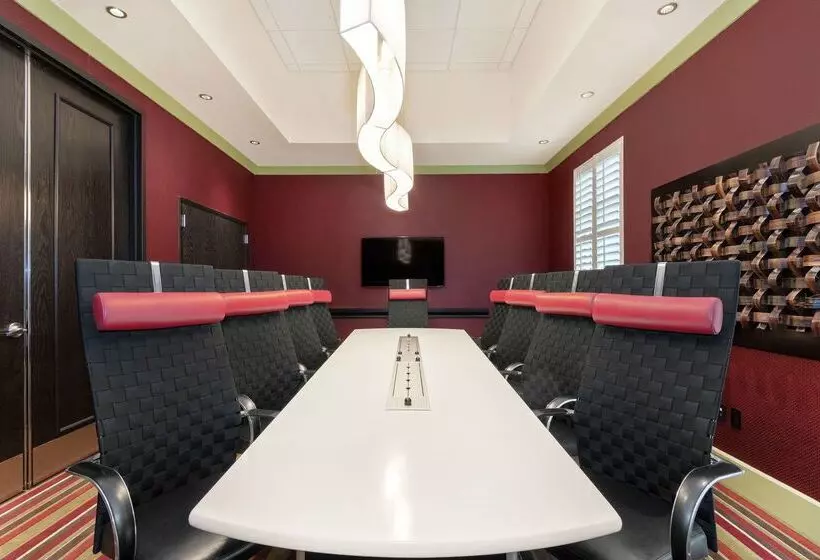 ホテル Hampton Inn & Suites Raleigh/crabtree Valley