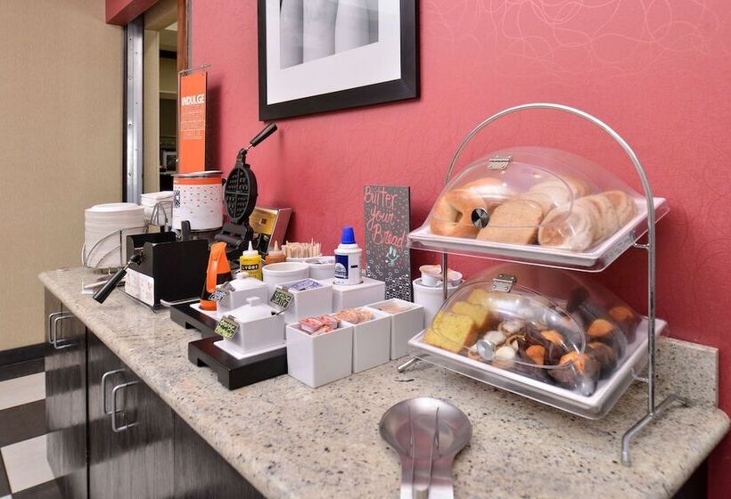 Отель Hampton Inn Van Horn