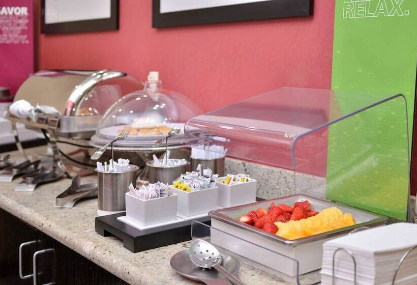 Отель Hampton Inn Van Horn