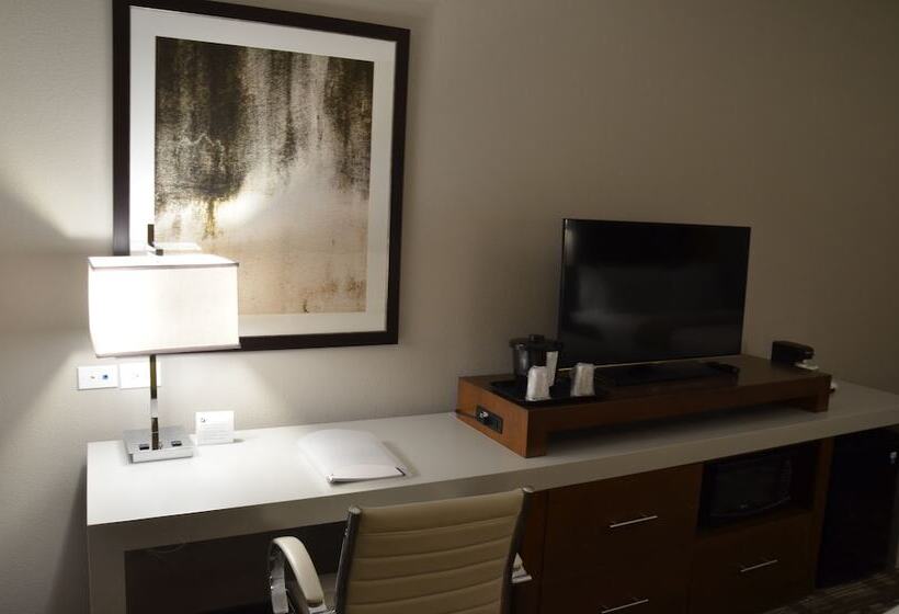 Holiday Inn Express Hotel & Suites Albany By Ihg