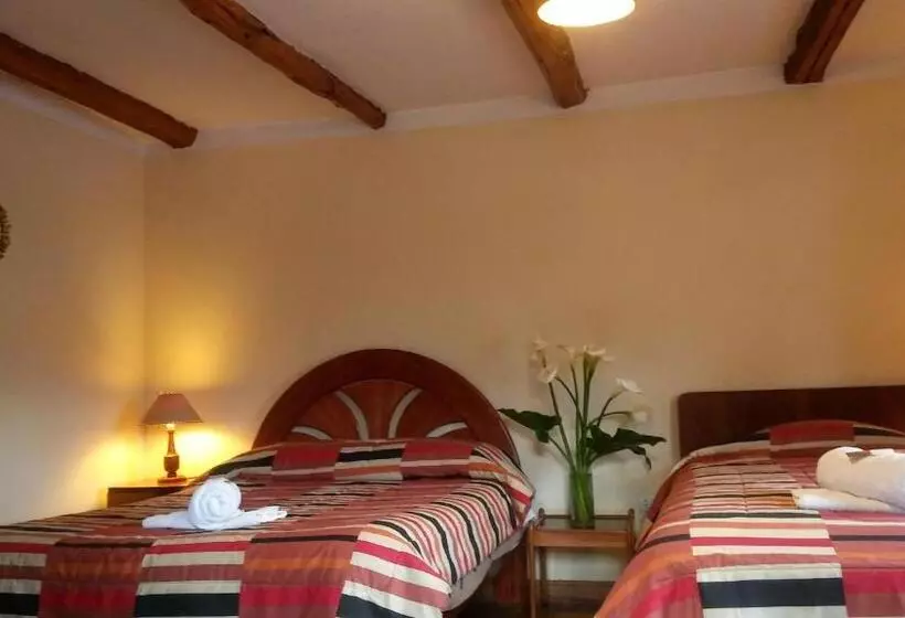 בית מלון כפרי Kukuli Lodge