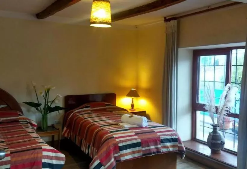 בית מלון כפרי Kukuli Lodge