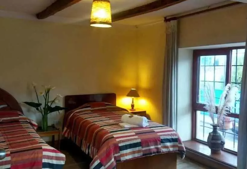 בית מלון כפרי Kukuli Lodge