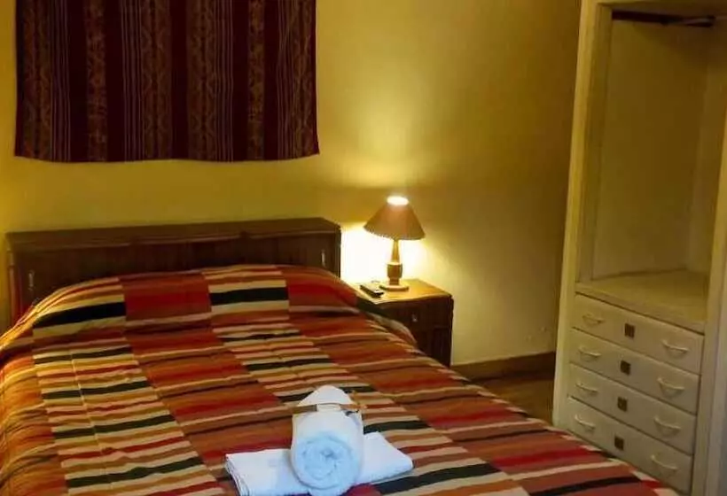 בית מלון כפרי Kukuli Lodge