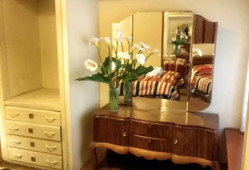 בית מלון כפרי Kukuli Lodge