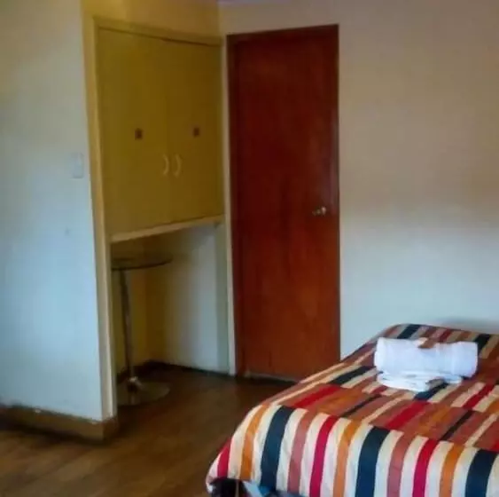 בית מלון כפרי Kukuli Lodge