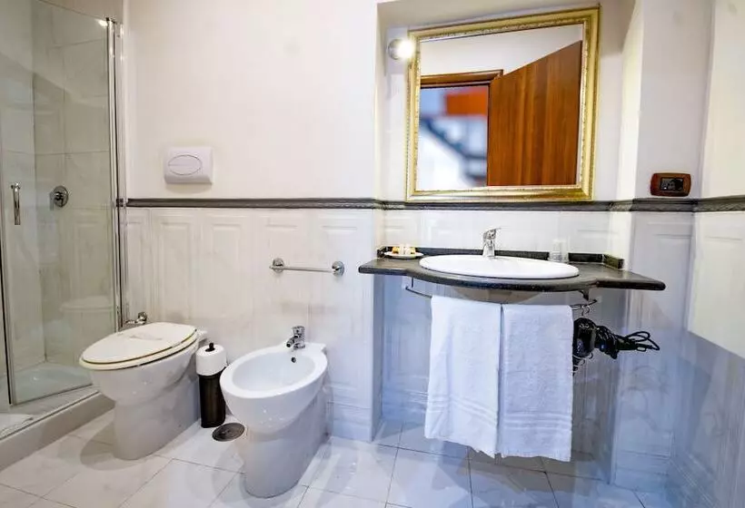 Hotelli Lanfipe Palace