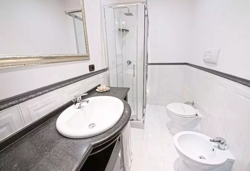 Hotelli Lanfipe Palace