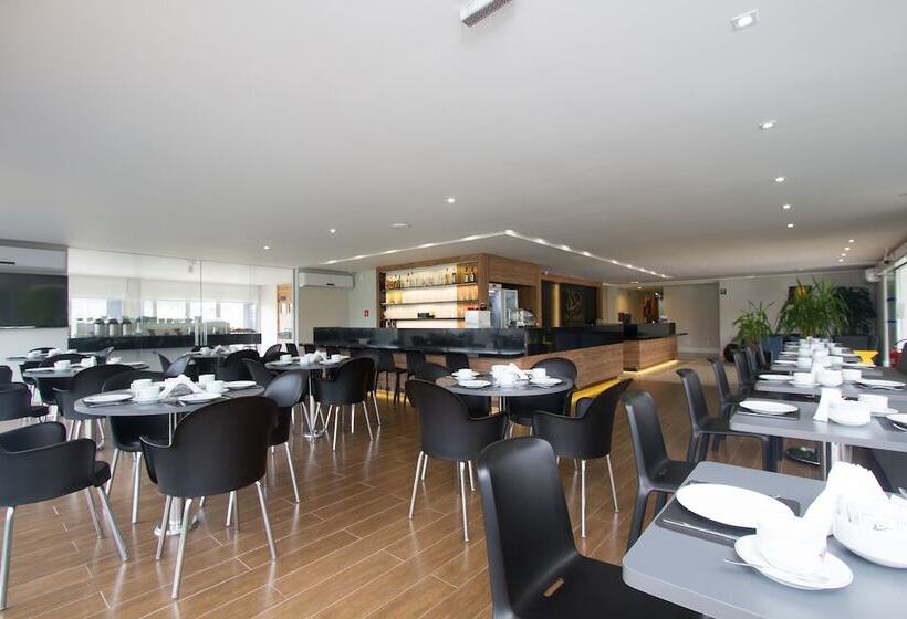 هتل Le Canard Joinville