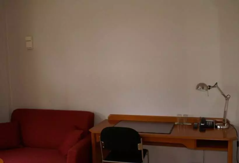 Nordfjord Hotell   Bryggen