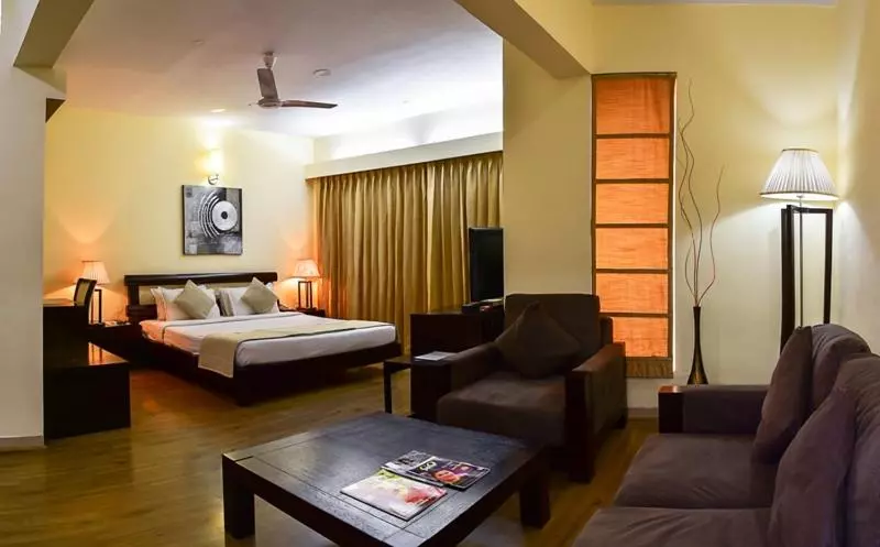 Inventree Hotel, Hinjewadi