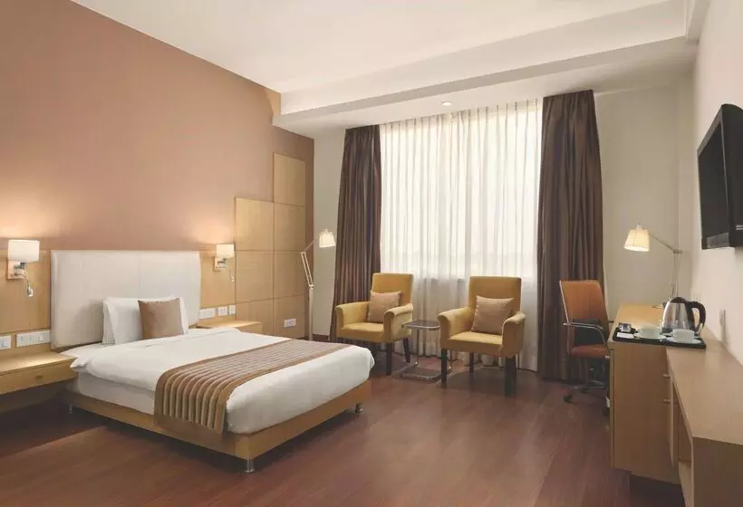 호텔 Ramada Neemrana