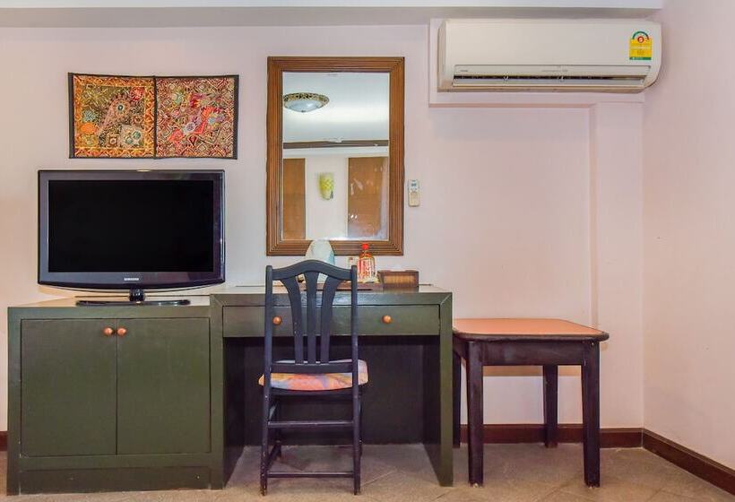 Hotel Royal Express Hua Hin