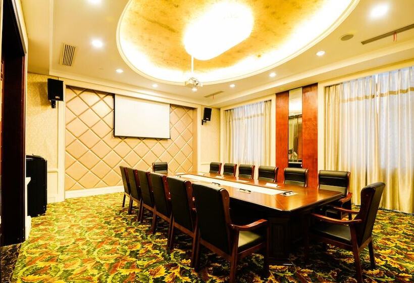 Hotel Shanghai Shahai International