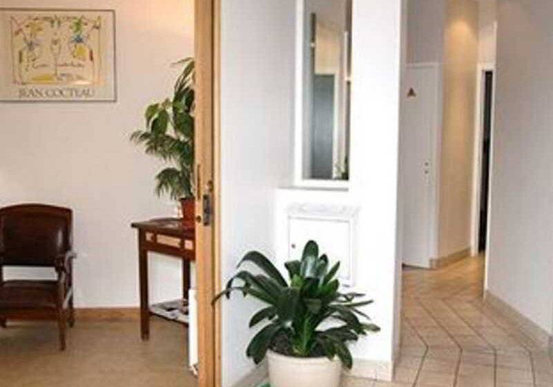 فندق Sixteen Paris Montrouge