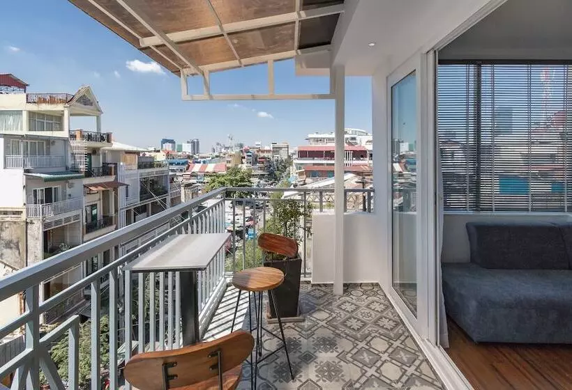 Hotelli Tao Riverside Residence