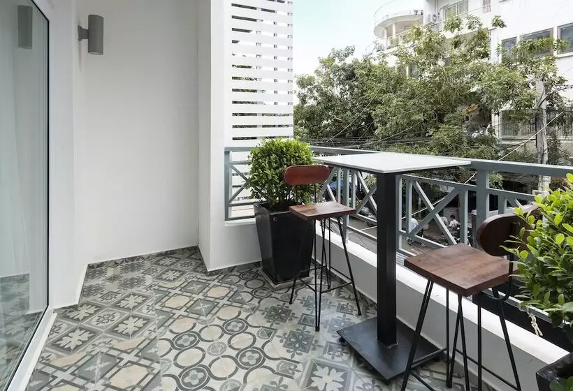 Hotelli Tao Riverside Residence