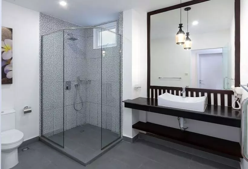 Hotelli Tao Riverside Residence