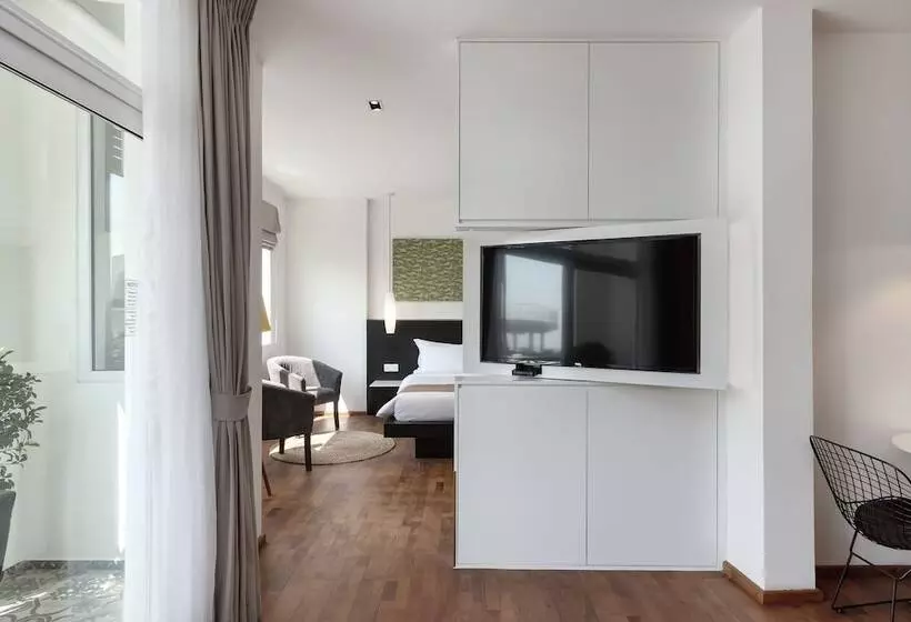 Hotelli Tao Riverside Residence