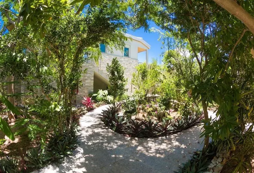 One On Marlin Resort