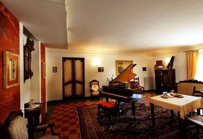 민박 Villa Scuderi