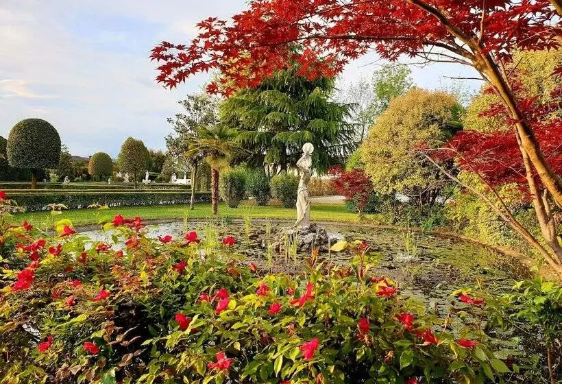 مسافرخانه Villa Serena Agriturismo