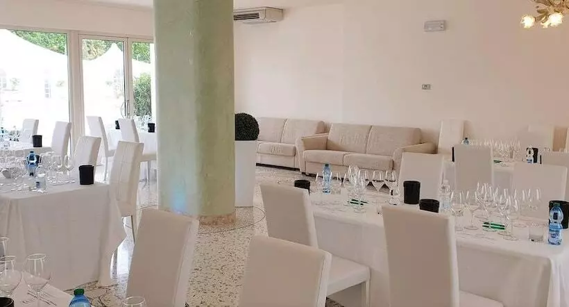 مسافرخانه Villa Serena Agriturismo