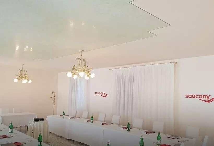 مسافرخانه Villa Serena Agriturismo