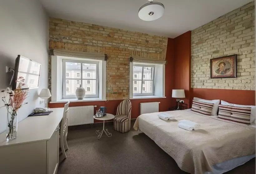 هتل Moon Garden Boutique