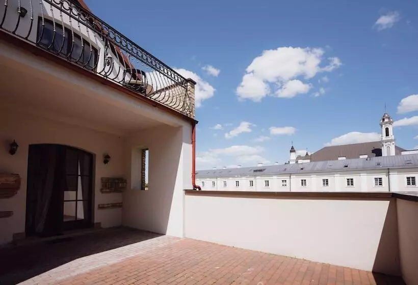 هتل Moon Garden Boutique