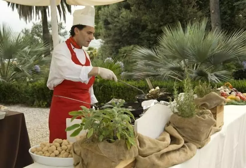 فندق Borgo Storico Seghetti Panichi