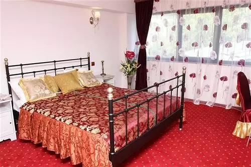 هتل Grand Pier Old Town