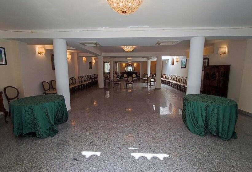 בית מלון כפרי Hieracon