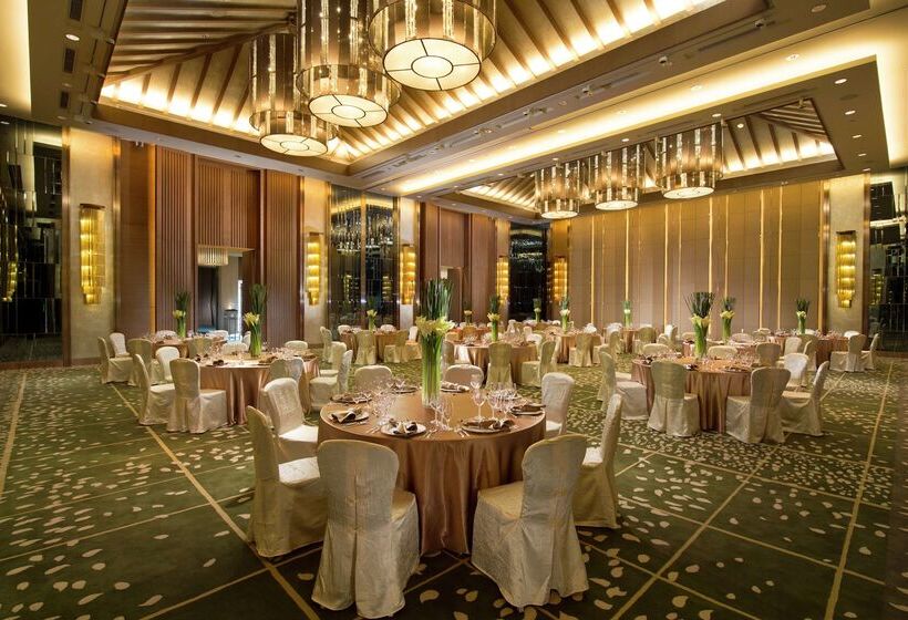 Hotel Hilton Wuhan Optics Valley