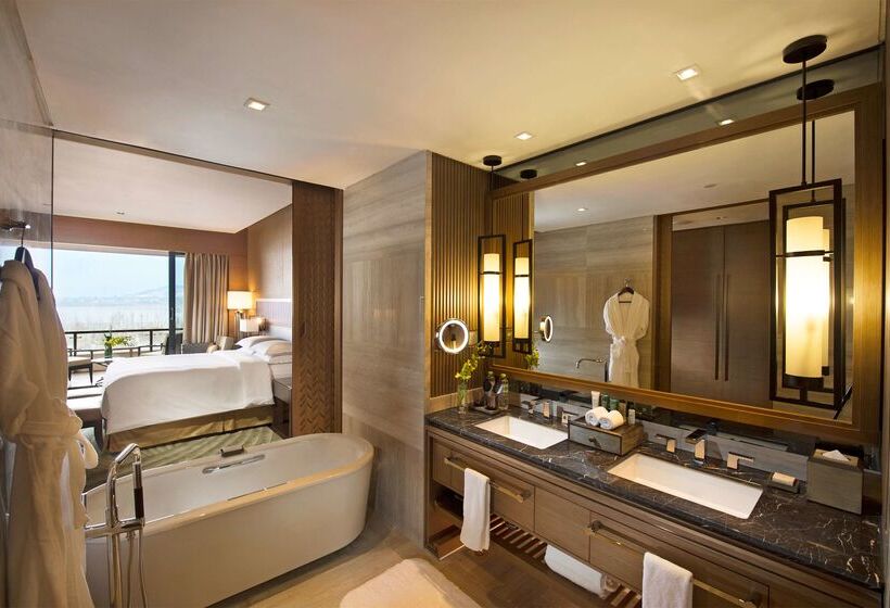 Hotel Hilton Wuhan Optics Valley