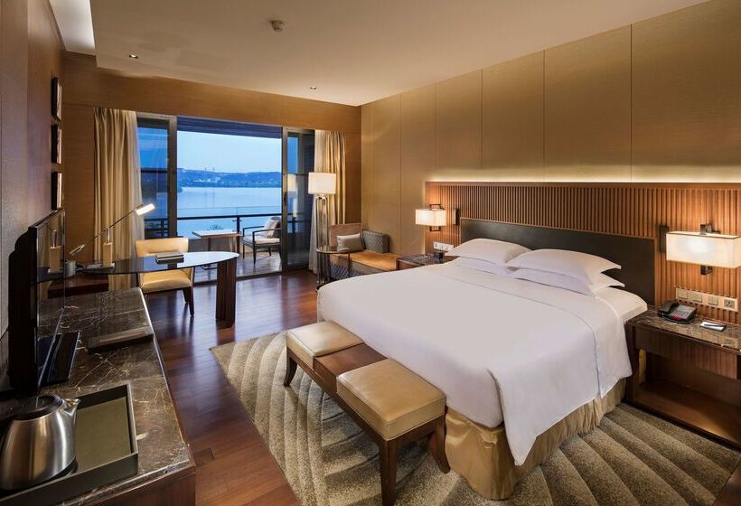 Hotel Hilton Wuhan Optics Valley