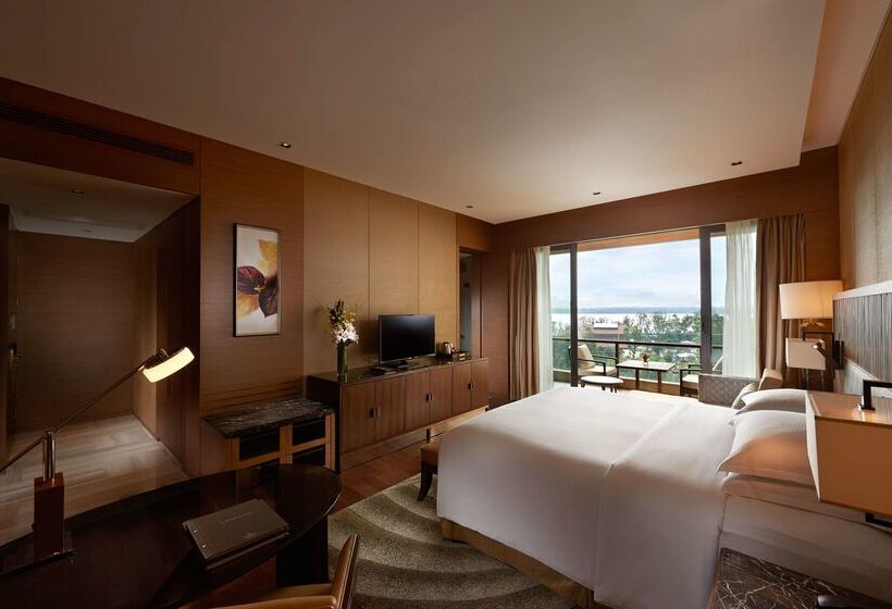 Hotel Hilton Wuhan Optics Valley