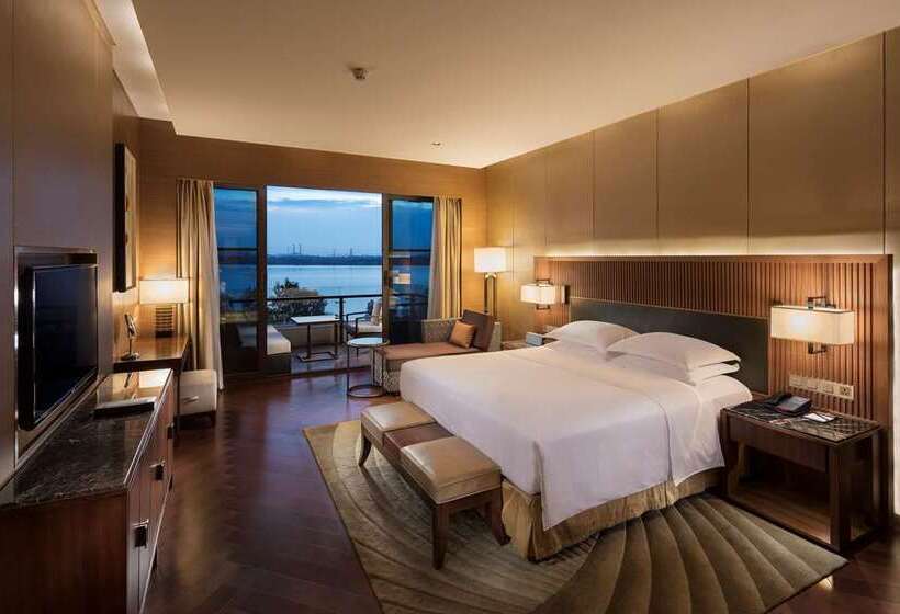 Hotel Hilton Wuhan Optics Valley