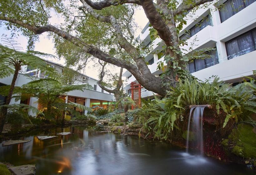 בית מלון כפרי Holiday Inn Warwick Farm, An Ihg