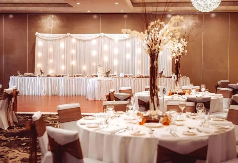 ホテル Holiday Inn Warwick Farm, An Ihg