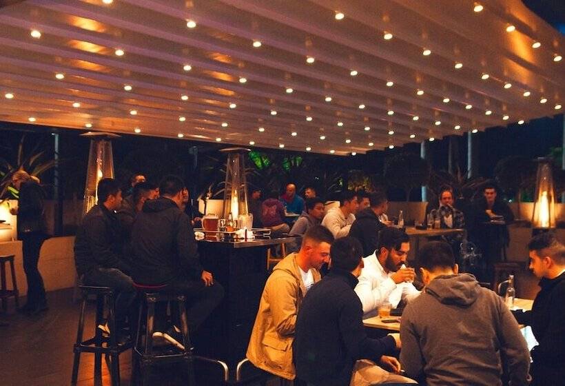 בית מלון כפרי Holiday Inn Warwick Farm, An Ihg