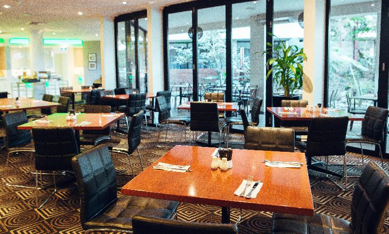 בית מלון כפרי Holiday Inn Warwick Farm, An Ihg